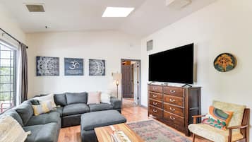 Apartemen (2 Bedrooms) | Bagian depan properti