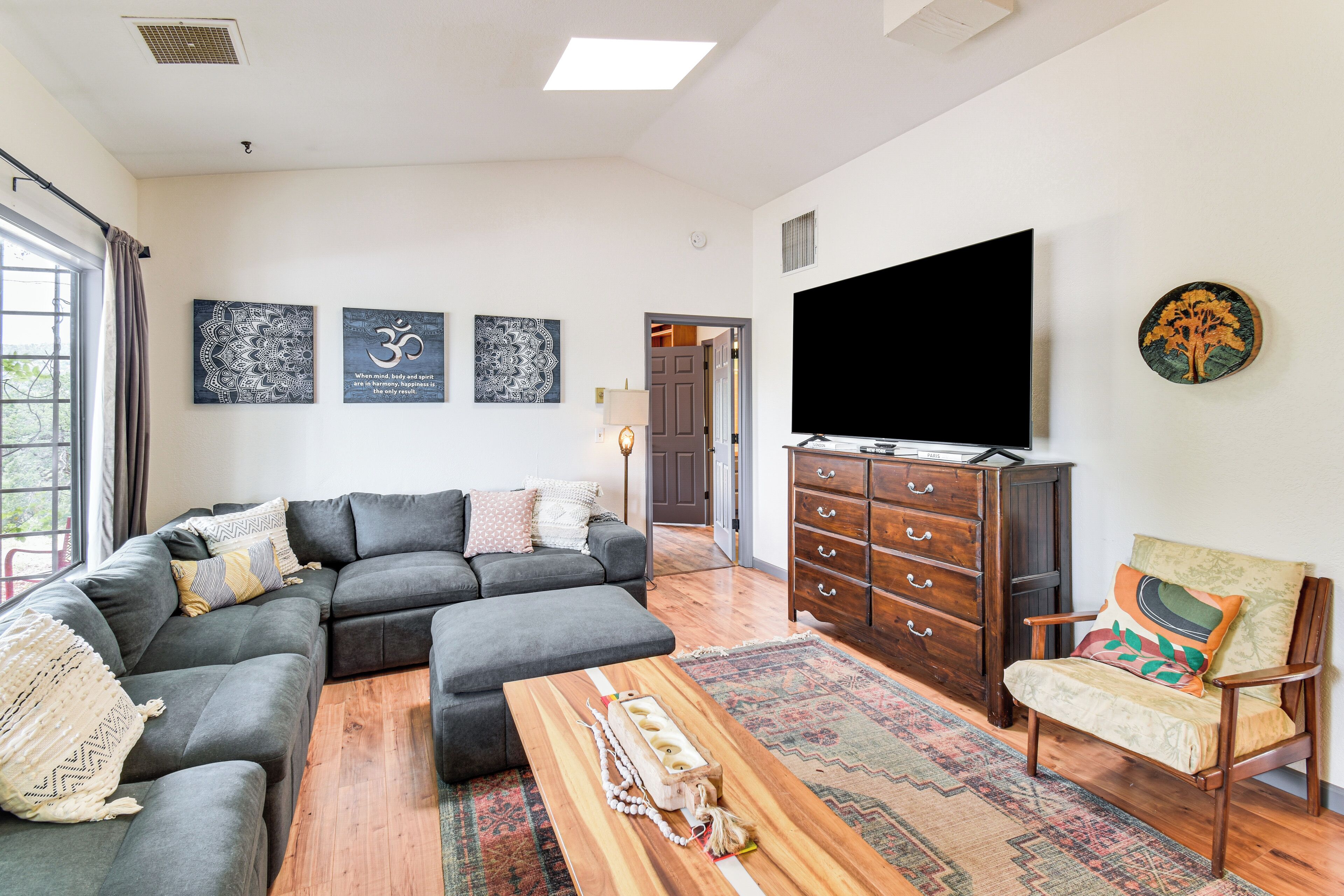 Apartemen (2 Bedrooms) | Bagian depan properti