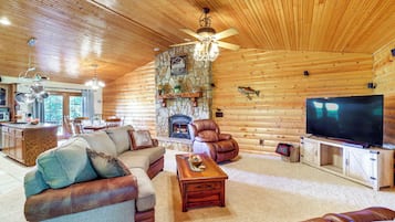 House (3 Bedrooms) | Front of property