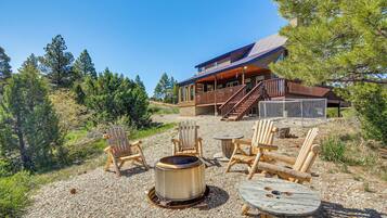 Rumah (3 Bedrooms) | Bagian depan properti