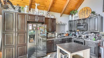 Rumah (1 Bedroom) | Interior