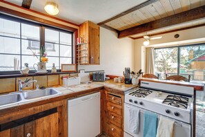 Casa (2 Bedrooms) | Interior