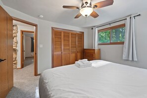 2 bedrooms, free WiFi, bed sheets