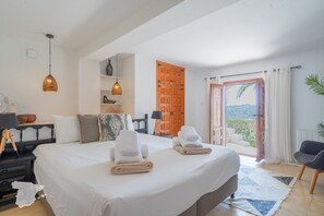 4 Schlafzimmer, Bügeleisen/Bügelbrett, kostenloses WLAN, Bettwäsche