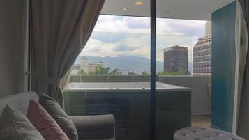 Grand Room | Living area | 54-inch flat-screen TV with cable channels