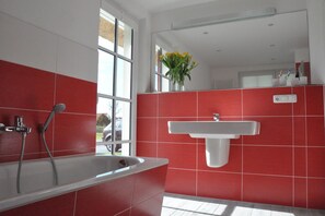 Douche, séchoir à cheveux
