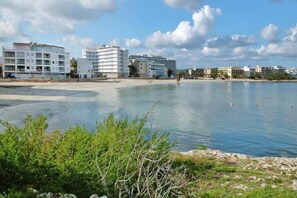 Nær stranden