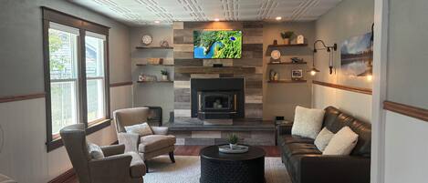 Smart TV, DVD player, stereo