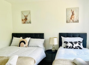 Maison | 3 chambres, fer et planche à repasser, Wi-Fi gratuit, draps fournis