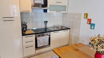 Apartment (Shadow of Nehaj - Two Bedroom Apartme) | Private kitchen | Fridge