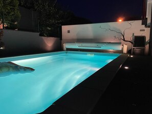 Utomhuspool