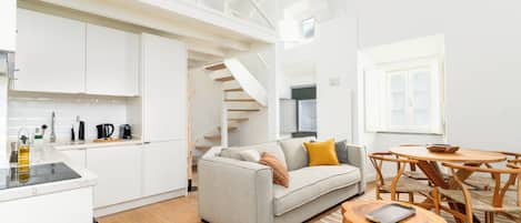 Íbúð - 1 svefnherbergi (Sofa bed) | Einkaeldhús | Ísskápur, örbylgjuofn, bakarofn, eldavélarhellur