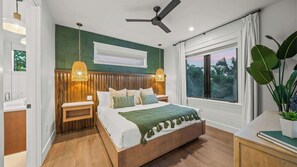 5 soverom, skrivebord, strykejern/-brett og wi-fi (inkludert)