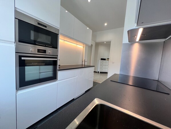 Fridge, microwave, oven, dishwasher