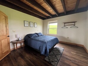 5 Schlafzimmer, Bügeleisen/Bügelbrett, kostenloses WLAN, Bettwäsche