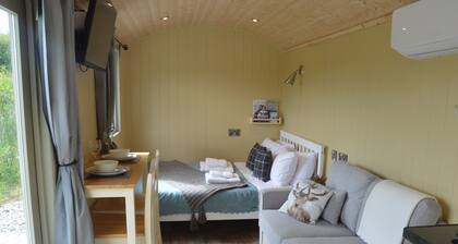 The Sett No Hot Tub 1 pet allowed Onsite Fishing