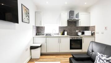 Apartment | Private kitchen | Fridge, microwave, oven, stovetop