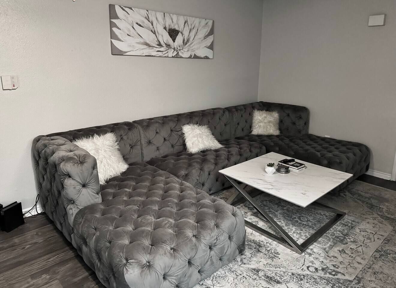 Télévision, cheminée