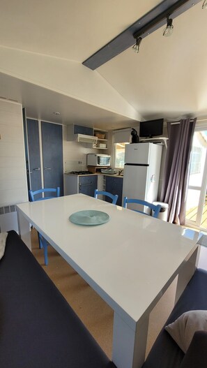 Micro-ondes, plaque de cuisson