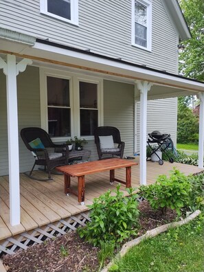 Terrace/patio - Quaint farmhouse with garden, big yard, river access- all near Middlebury, VT. (Weybridge)
