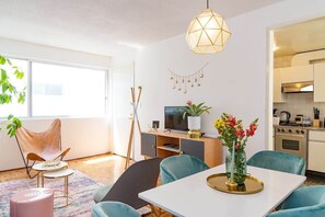 Dining - Location, location, location: central apt, Condesa (Ciudad de México)
