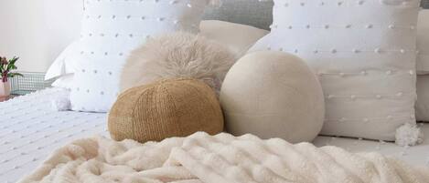 2 chambres, fer et planche à repasser, lit parapluie, Wi-Fi