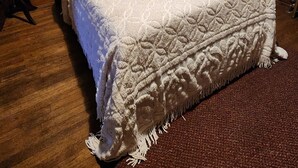 11 bedrooms, iron/ironing board, WiFi, bed sheets - Historic 11BR Home – Ride to Hatfield-McCoy - Historic 11BR Home – Ride to Hatfield-McCoy (Williamson)