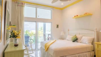 4 عدّة غرف نوم ومكتب ومكواة/لوح كي وسرير سفر