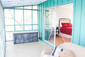 4 chambres, fer et planche à repasser, Wi-Fi, draps fournis