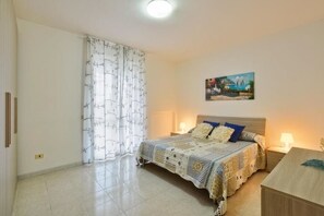 2 bedrooms, iron/ironing board, free WiFi, bed sheets - Vacation Home Villa Liotta - Apartment Valone (Agropoli)