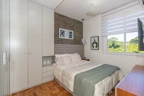2 bedrooms, iron/ironing board, WiFi, bed sheets - Ocean View Apartment (Copacabana Rio de Janeiro)