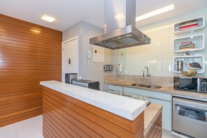 Private kitchen - Ocean View Apartment (Copacabana Rio de Janeiro)