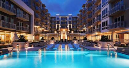 Urban retreat with stunning city views and modern furnishings. Book today!