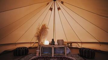 Luxury Double Room, Patio, Desert view