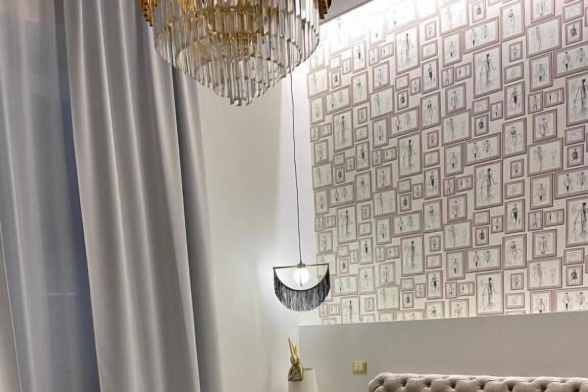 Doppia Design, 1 letto queen, bagno privato, vista città | Una cassaforte in camera, tende oscuranti, Wi-Fi gratuito