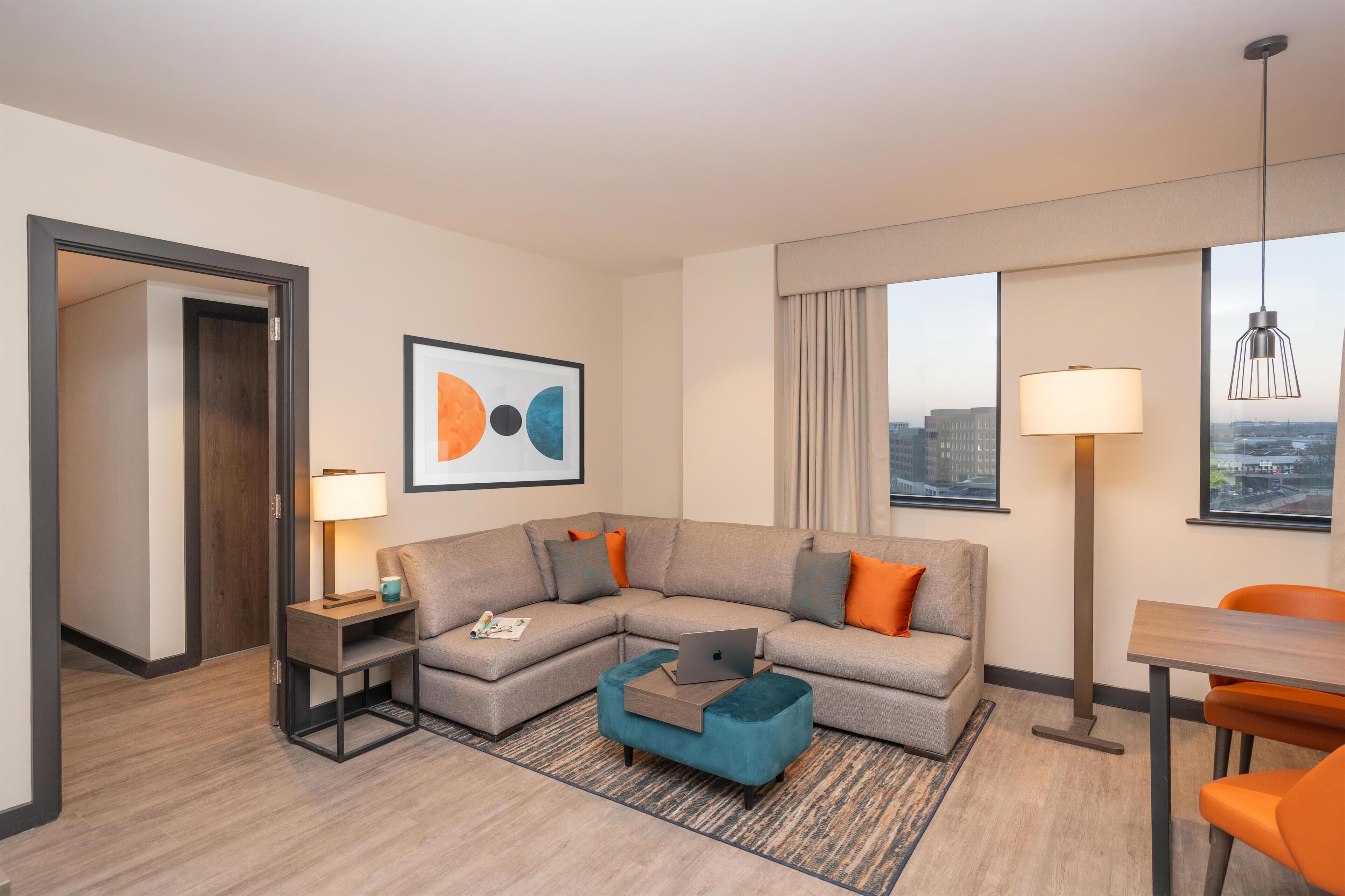 In-room safe, free WiFi, bed sheets