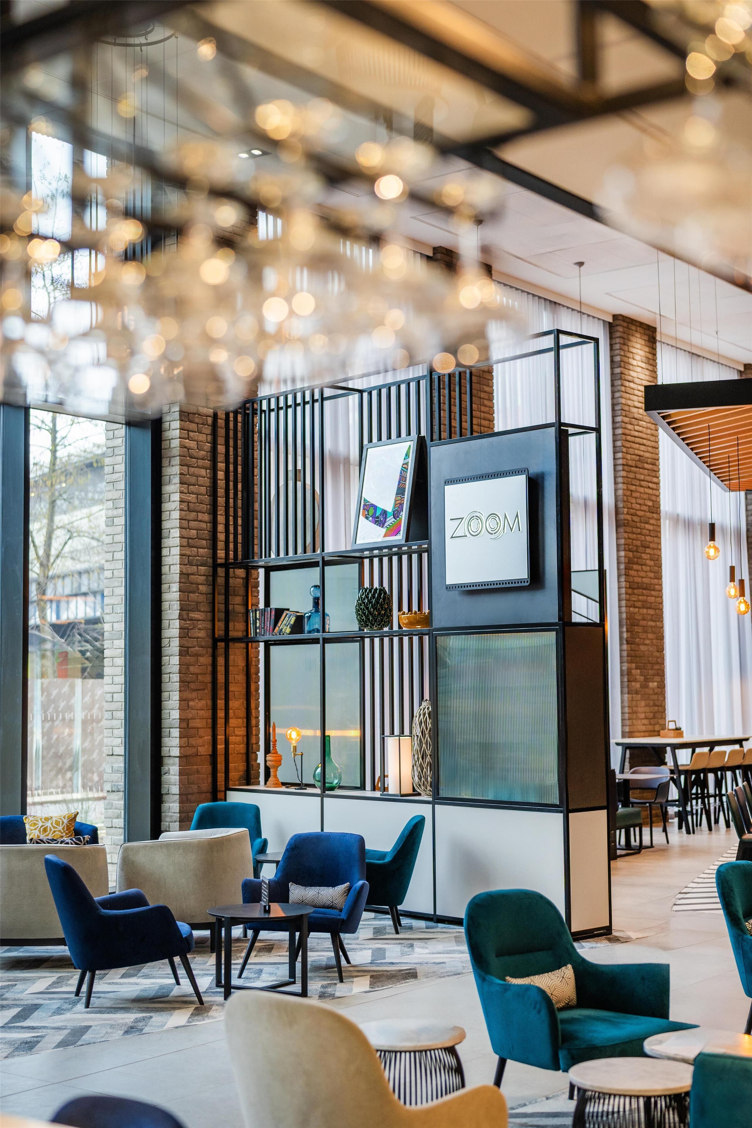 2 restaurants, breakfast, lunch, dinner served; Latin American cuisine