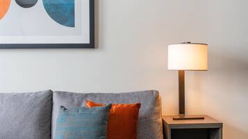 In-room safe, free WiFi, bed sheets