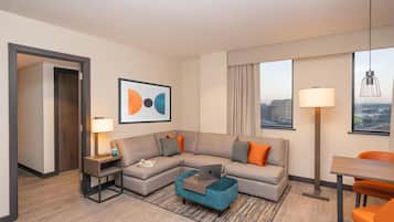 Suite, 1 Bedroom, Kitchenette | In-room safe, free WiFi, bed sheets