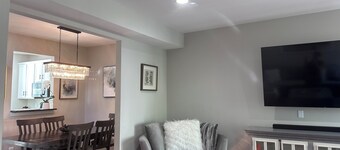 Contemporary Town-home with free parking at premises!