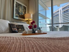 1 غرفة نوم ومكتب ومكواة/لوح كي وو�اي فاي