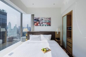 Cribs/infant beds - The Beacon (Kowloon)