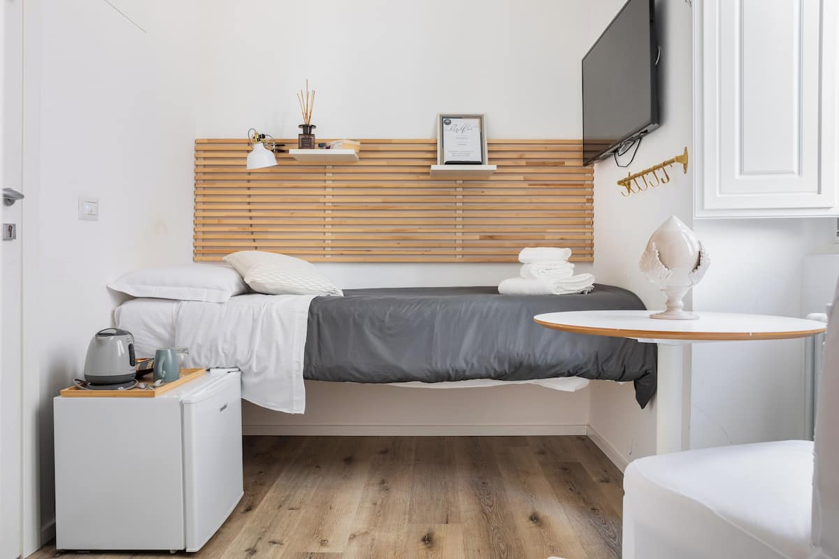 Traditional Room, City View | Soundproofing, iron/ironing board (on request), WiFi (free), bed sheets