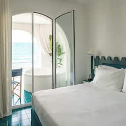 Deluxe Room, Hot Tub, Sea View