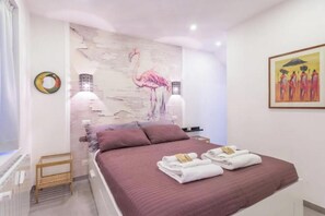 4 Schlafzimmer, Schreibtisch, Bügeleisen/Bügelbrett, Reisekinderbett
