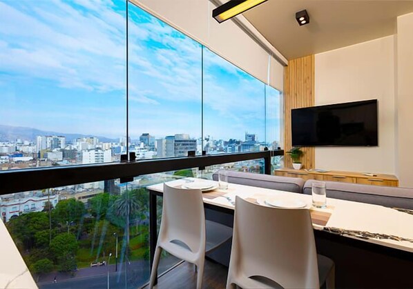 Apartamento (1302) | Comedor