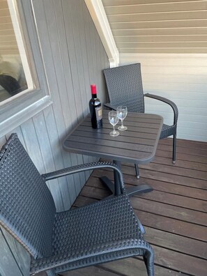 Outdoor dining - Marielyst Guesthouse Room 4 EV Charge available (Væggerløse)