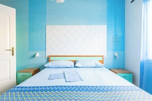 2 sovrum och strykjärn/strykbräda