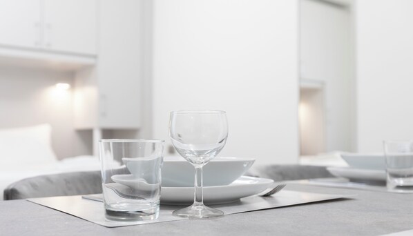 Bügeleisen/Bügelbrett, kostenloses WLAN, Bettwäsche