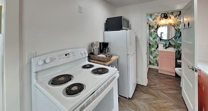 Coral Cottage by Miss Kitty’s